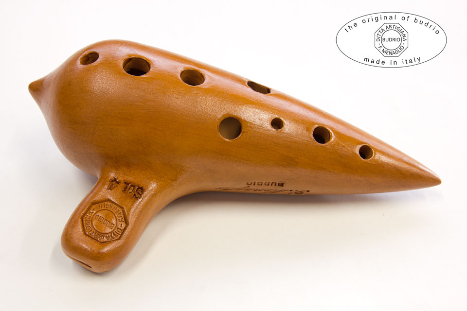 The ocarina, musical instrument from Emilia – L'ocarina, uno strumento emiliano – Lingue Blog